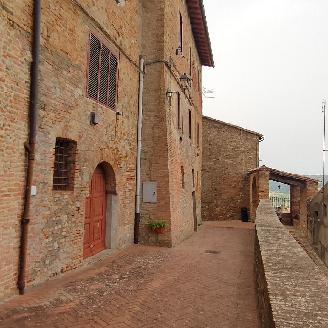 immagine notizia (ptn) Fabro, partita l’operazione “I luoghi del cuore”: obiettivo tutelare e valorizzare lo storico castello