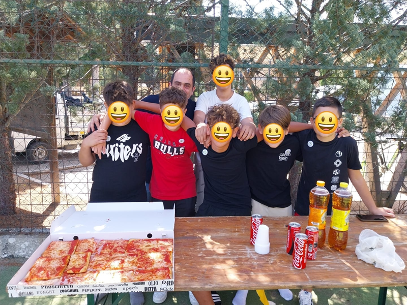 immagine notizia (ptn) Montefranco, atti vandalici al campo sportivo, i giovani ripuliscono la struttura; Taccalozzi: “da ragazzi e ragazze un esempio di senso civico e rispetto per il bene pubblico”