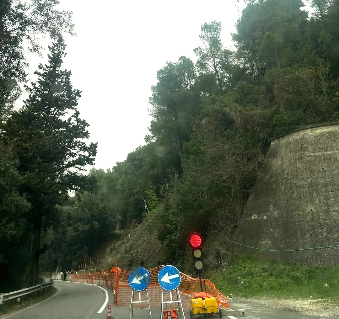 sr 3 ter semaforo taizzano