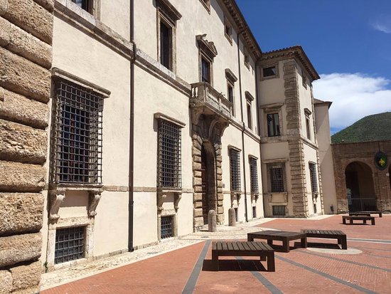 palazzo Cesi 