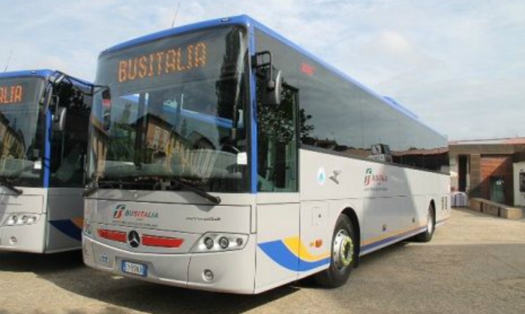 Autobus parcheggiati