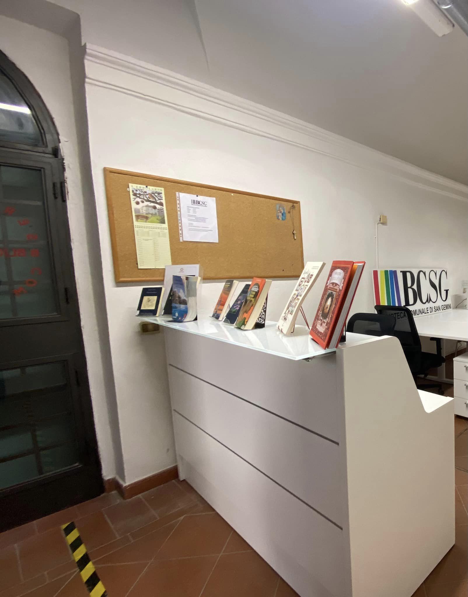 san gemini biblioteca